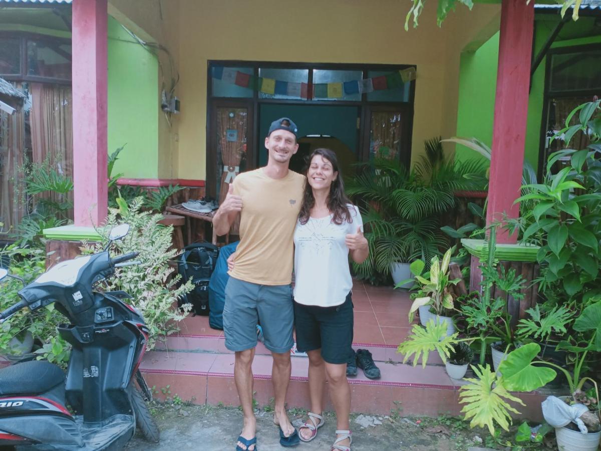 Owl Hostel Karimunjawa Exterior foto