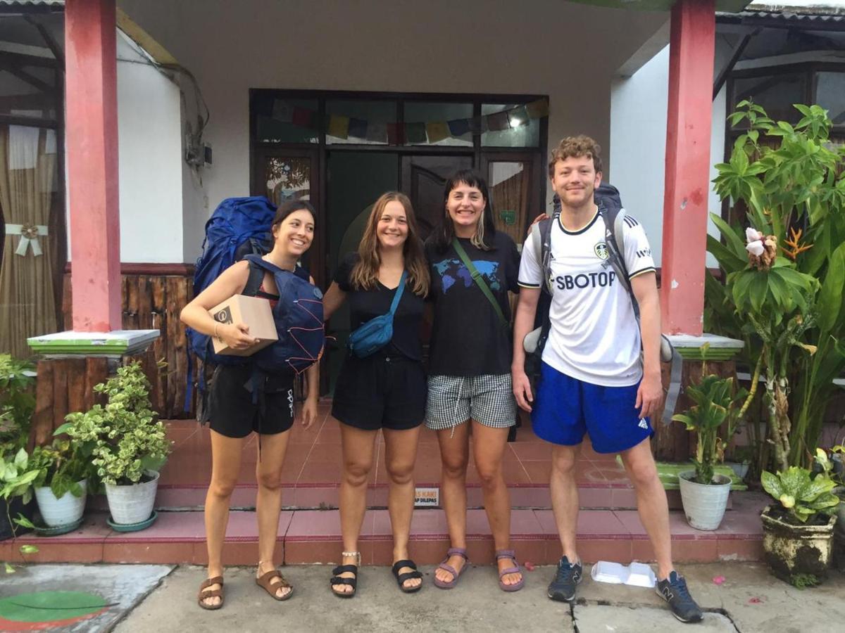 Owl Hostel Karimunjawa Exterior foto